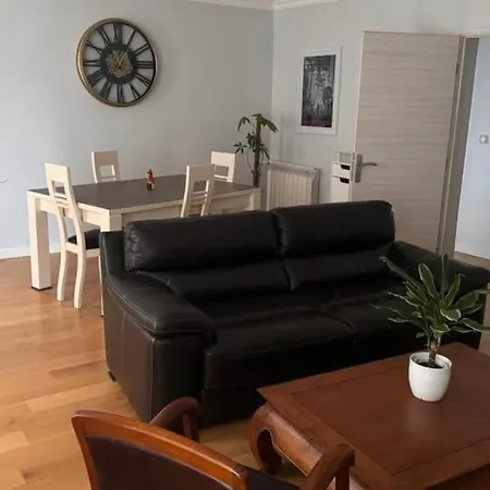 Spacious 2 Beds Bastille Apartment *